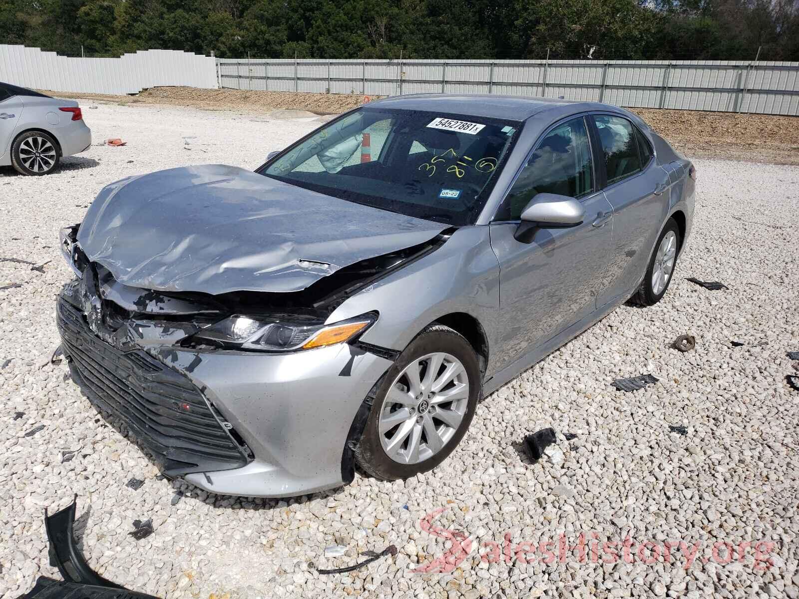 4T1C11AKXLU357811 2020 TOYOTA CAMRY