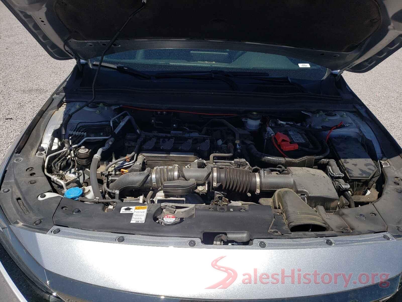 1HGCV1F33KA050962 2019 HONDA ACCORD