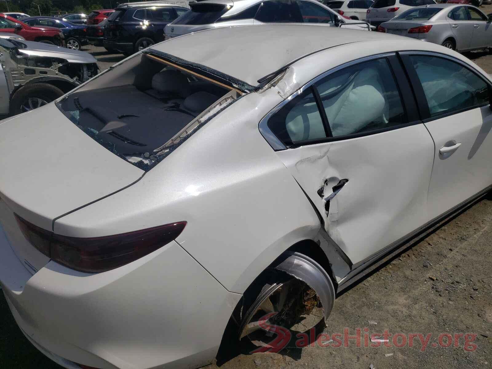 JM1BPACL0K1112262 2019 MAZDA 3