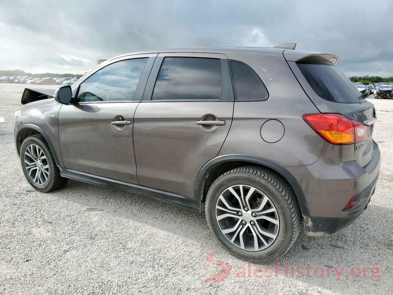 JA4AP3AU8JZ014884 2018 MITSUBISHI OUTLANDER