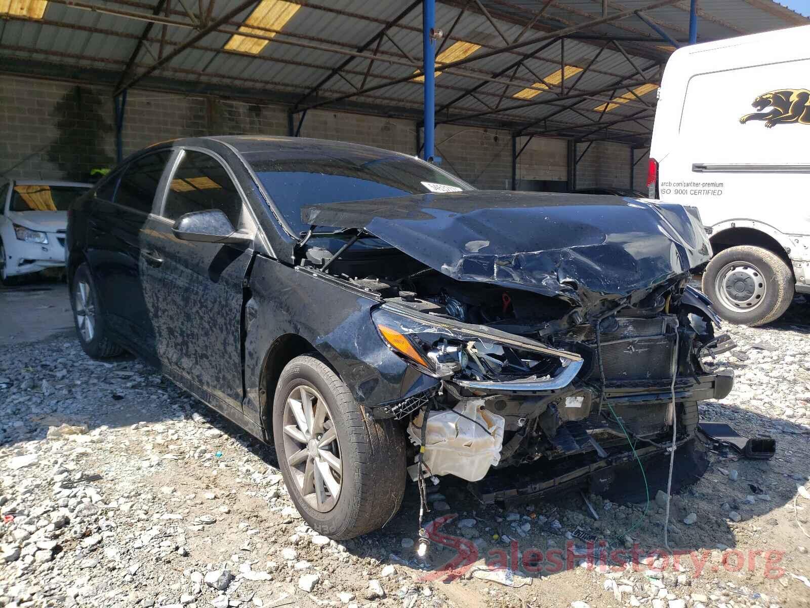 5NPE24AF5JH709618 2018 HYUNDAI SONATA