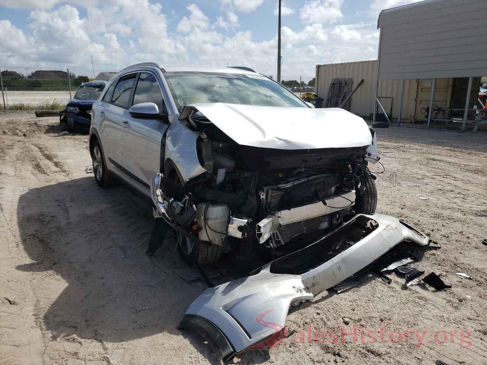 KNDCB3LCXK5217124 2019 KIA NIRO