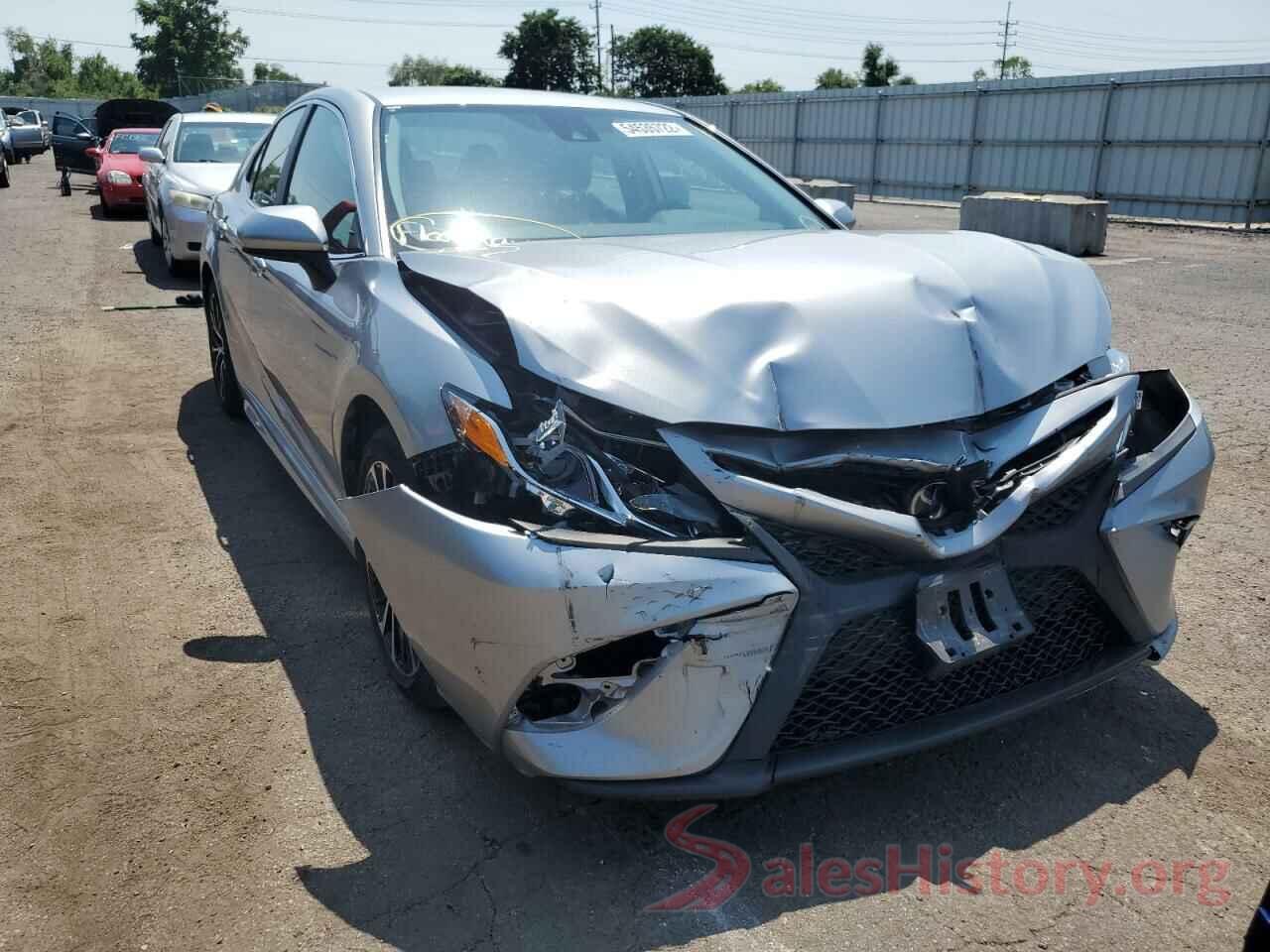 4T1G11AKXLU335566 2020 TOYOTA CAMRY