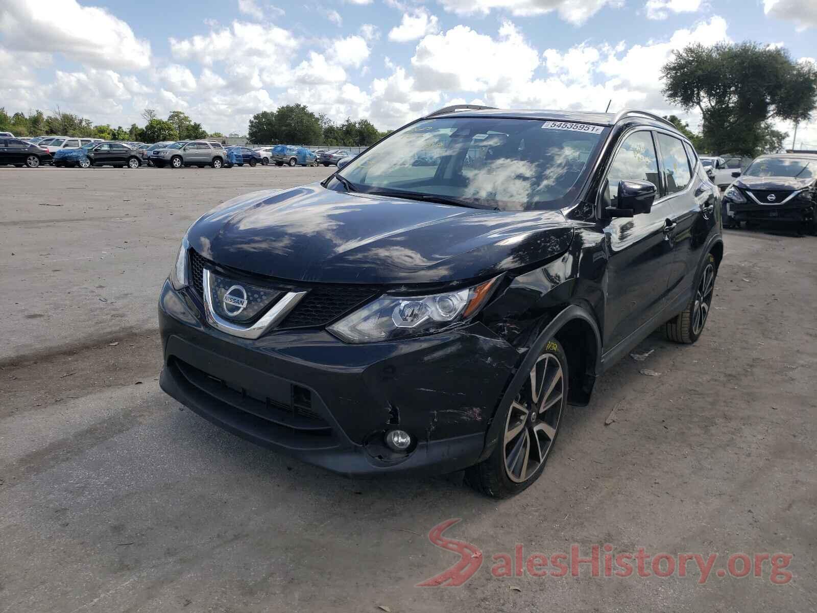 JN1BJ1CR2JW600378 2018 NISSAN ROGUE