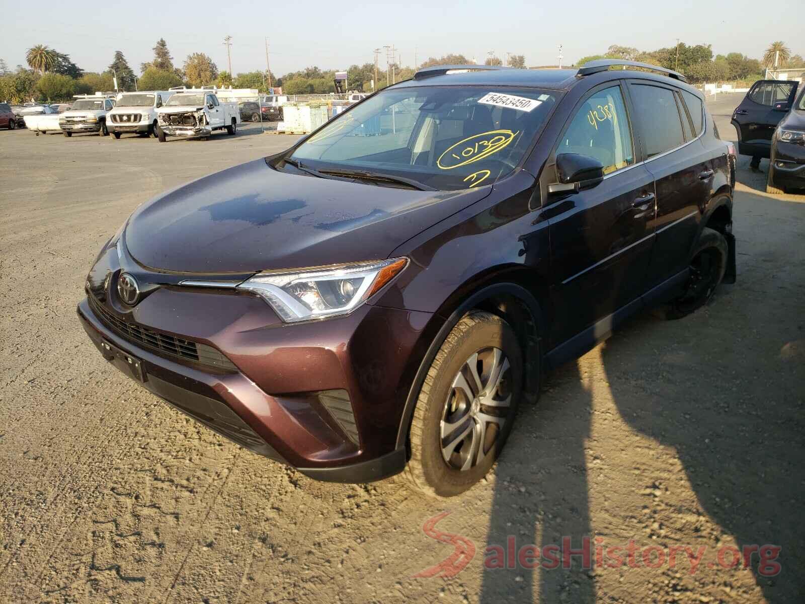 2T3BFREV9JW743902 2018 TOYOTA RAV4