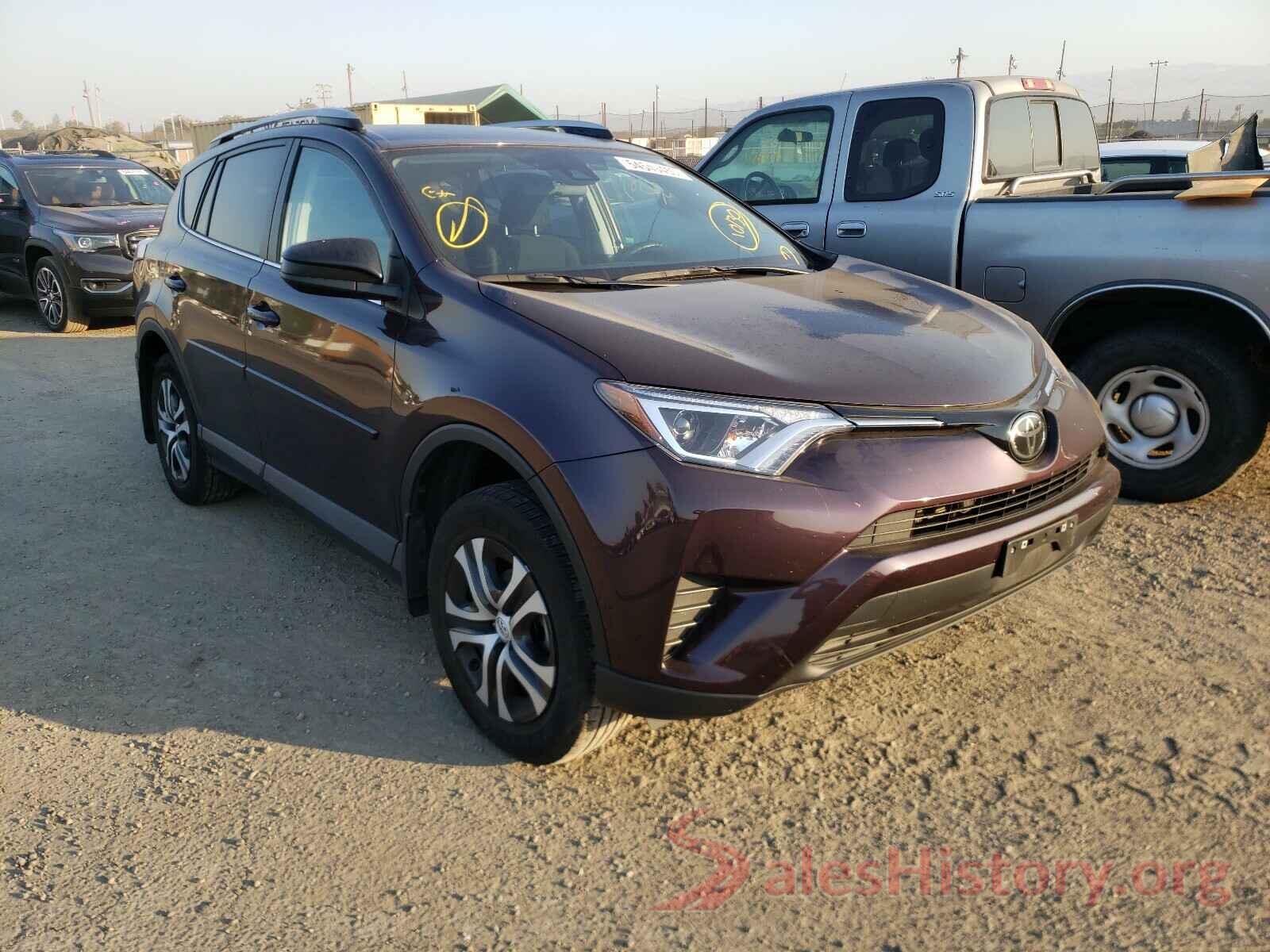 2T3BFREV9JW743902 2018 TOYOTA RAV4