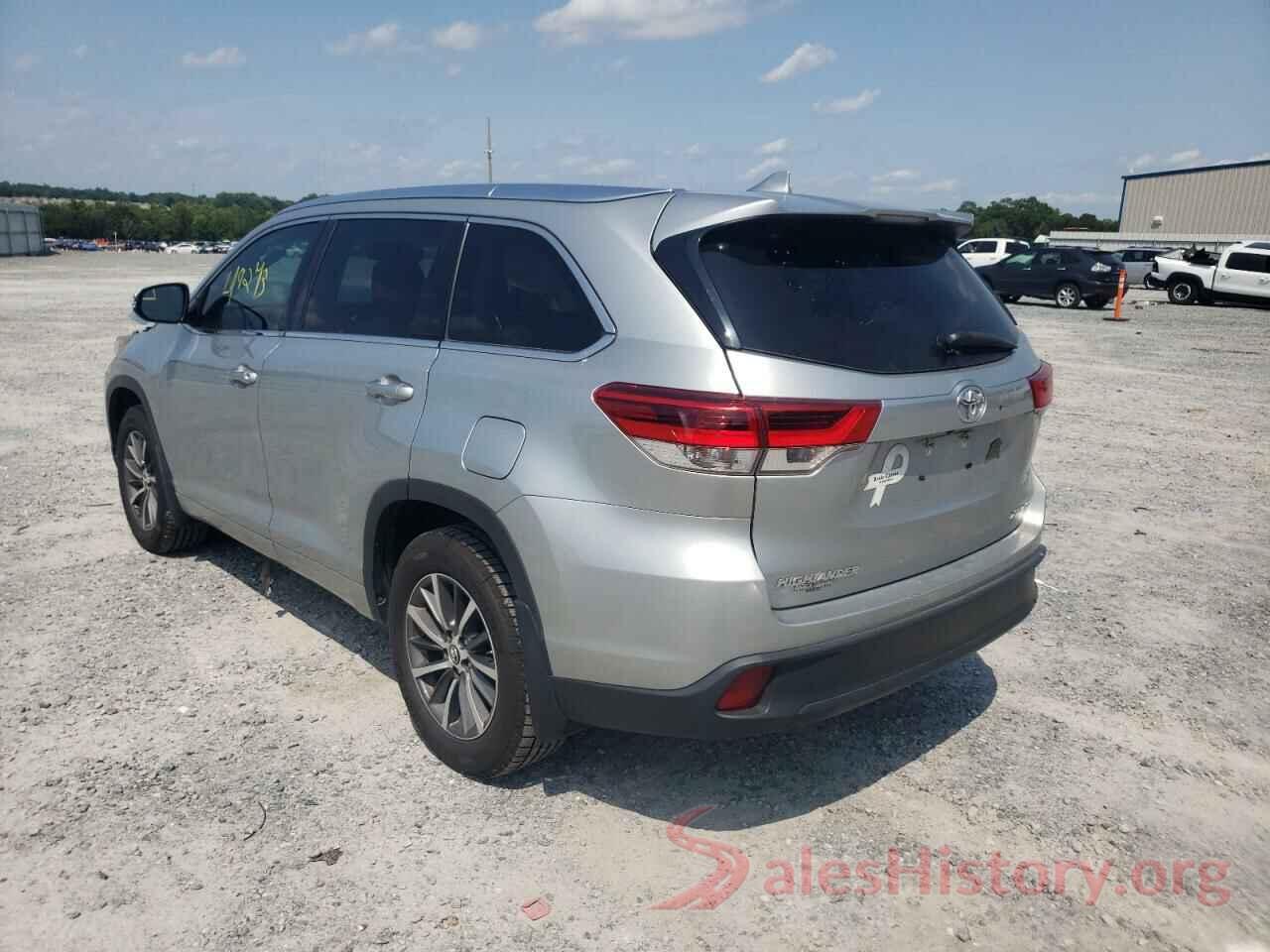 5TDJZRFH4JS545645 2018 TOYOTA HIGHLANDER