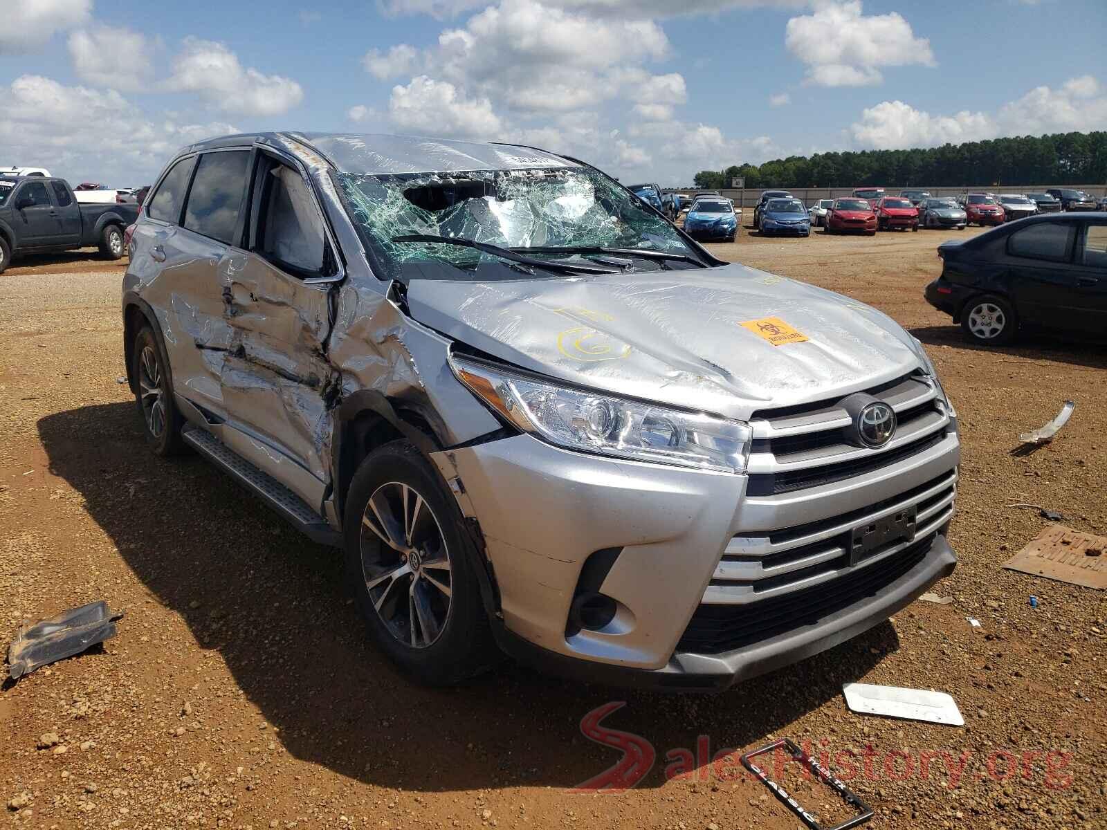 5TDZARFH3JS036544 2018 TOYOTA HIGHLANDER