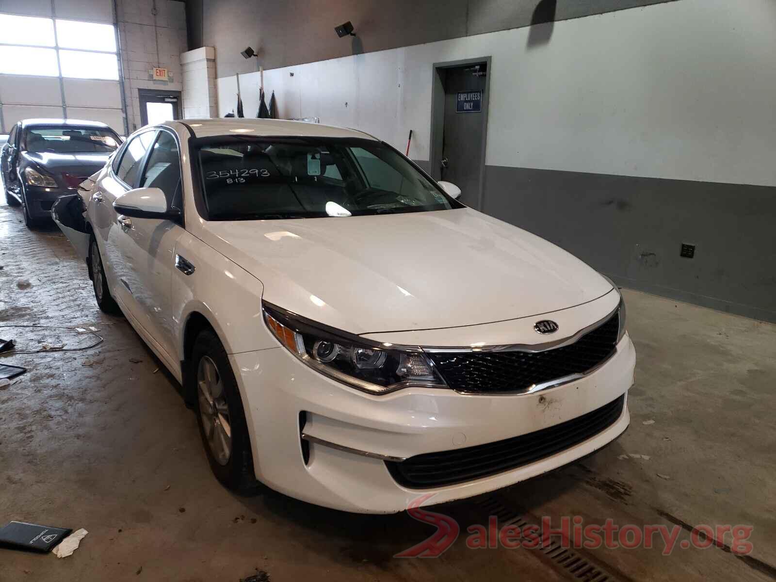 KNAGT4L32G5093472 2016 KIA OPTIMA