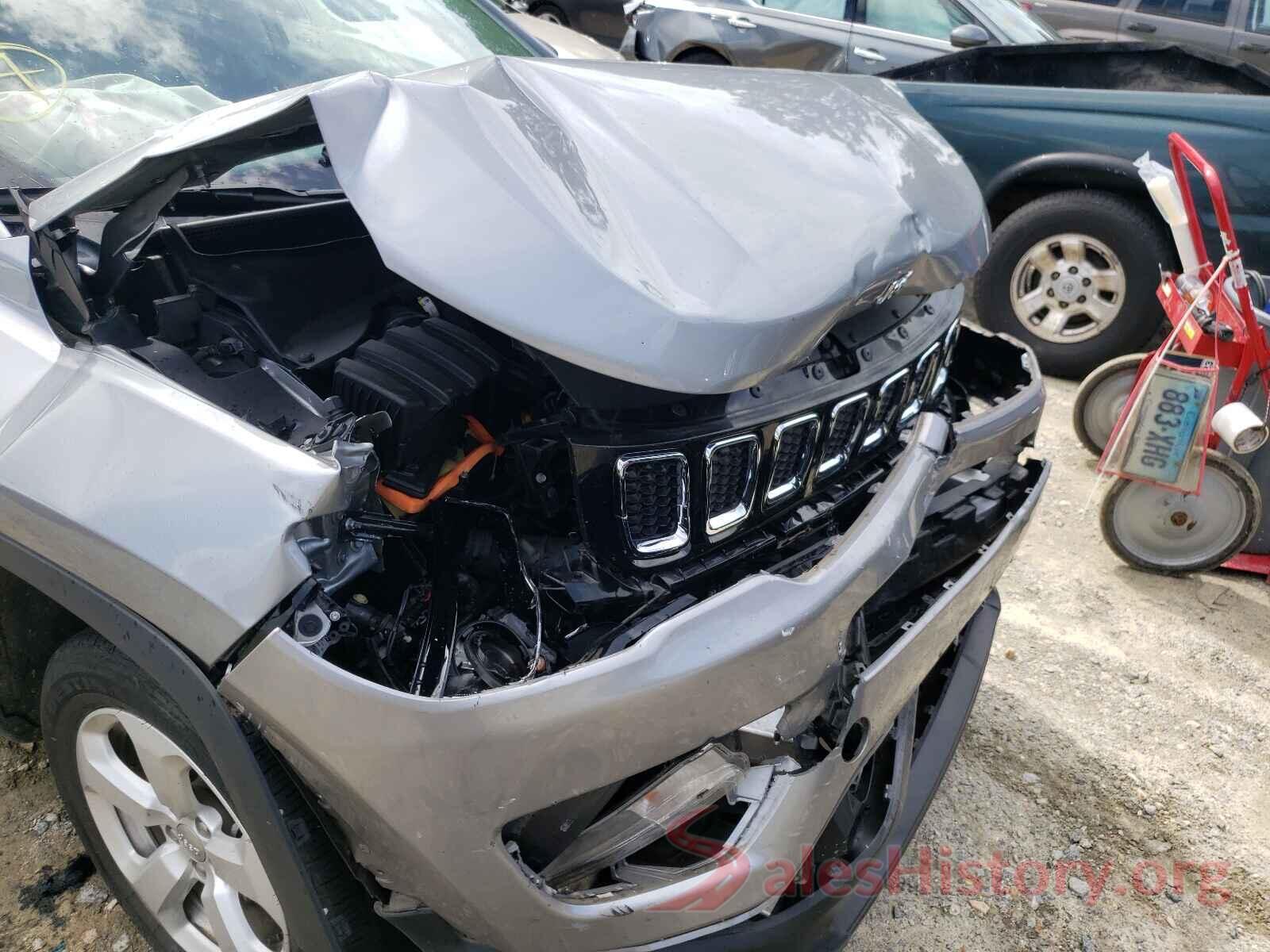 3C4NJDBB8KT647566 2019 JEEP COMPASS