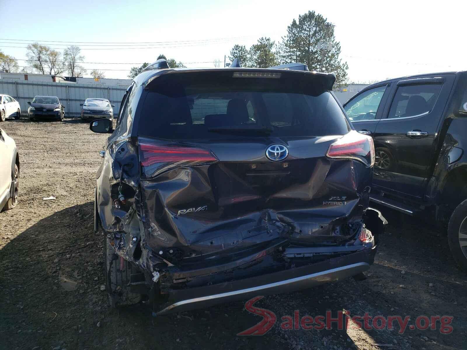 JTMRJREV1HD131424 2017 TOYOTA RAV4