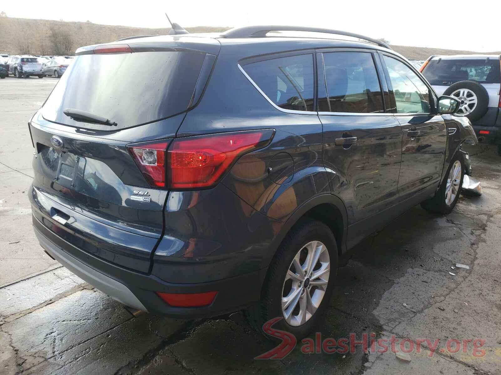 1FMCU9HDXKUC30505 2019 FORD ESCAPE