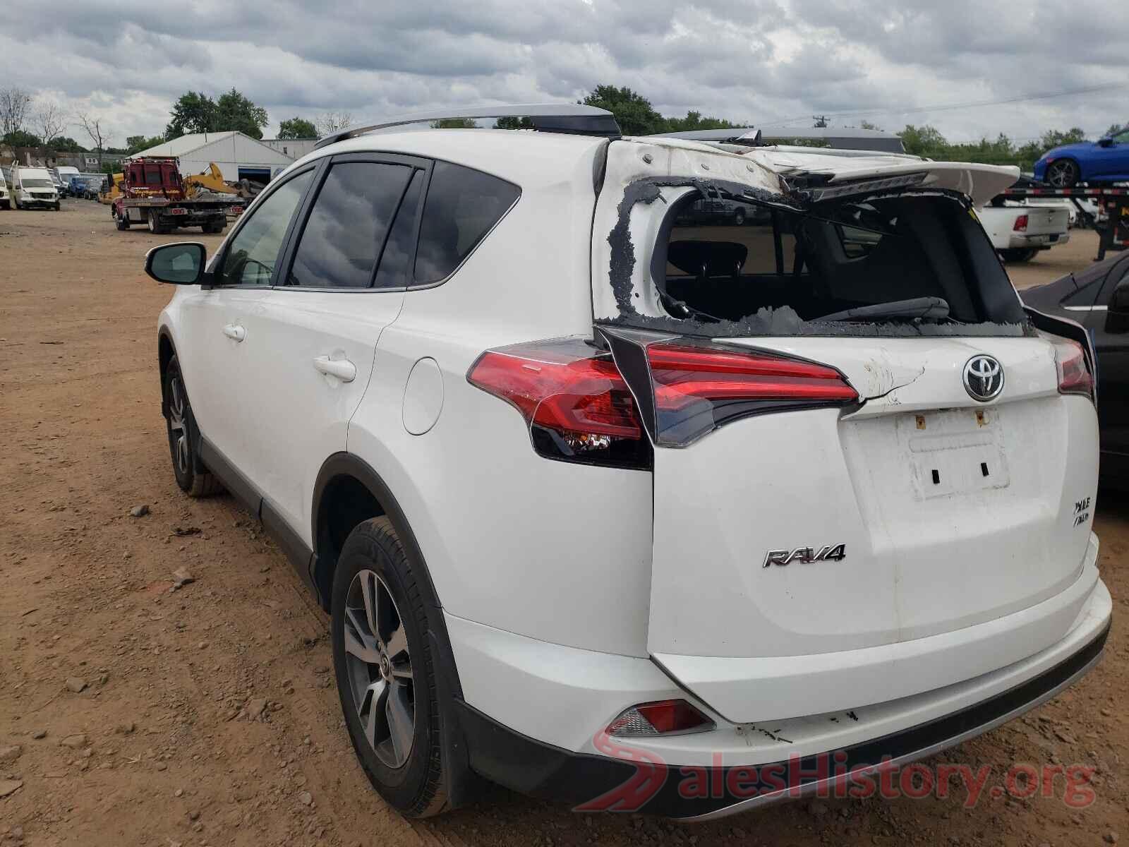 JTMRFREV5JD254621 2018 TOYOTA RAV4