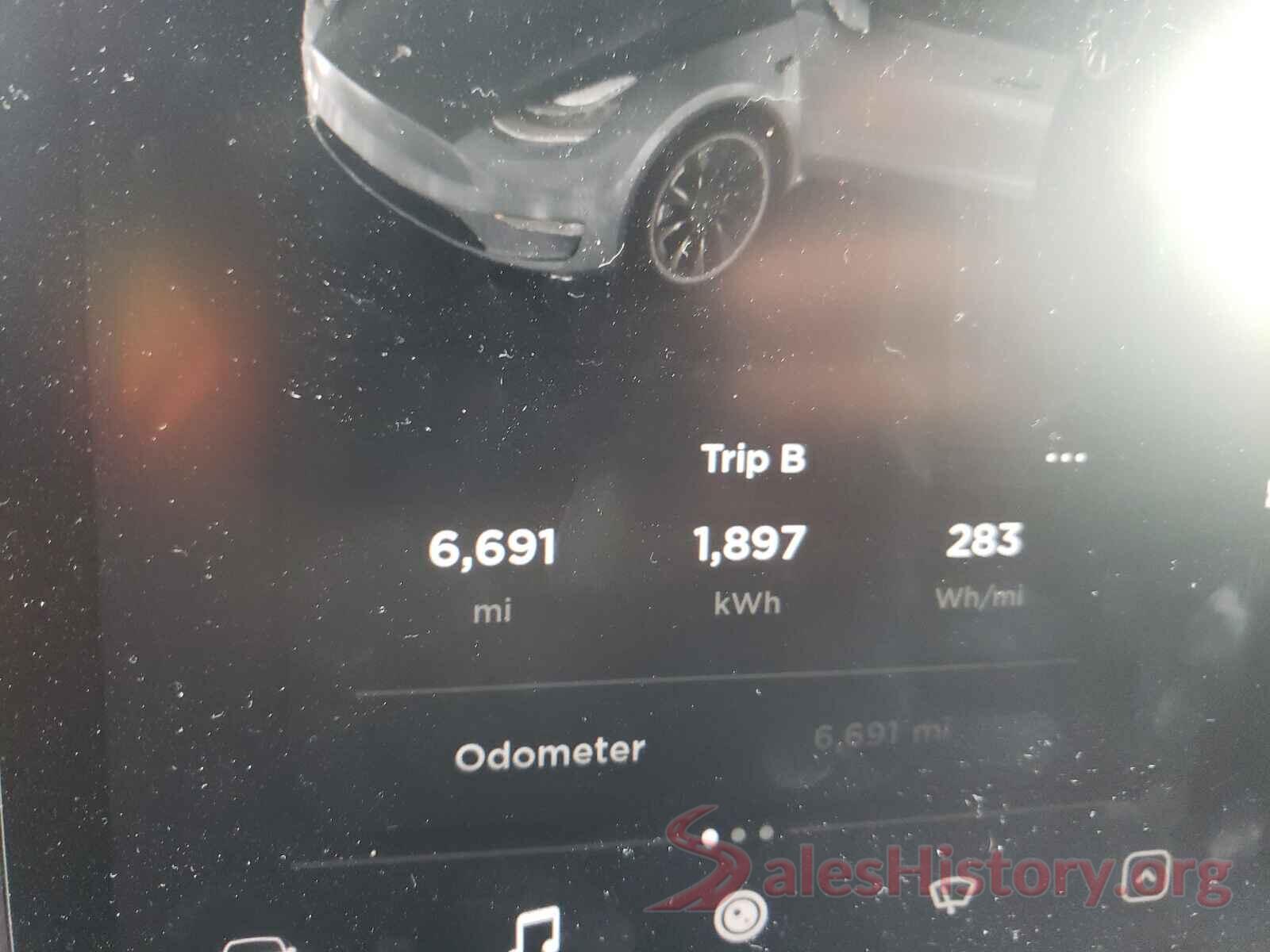 5YJYGDEE1MF153374 2021 TESLA MODEL Y