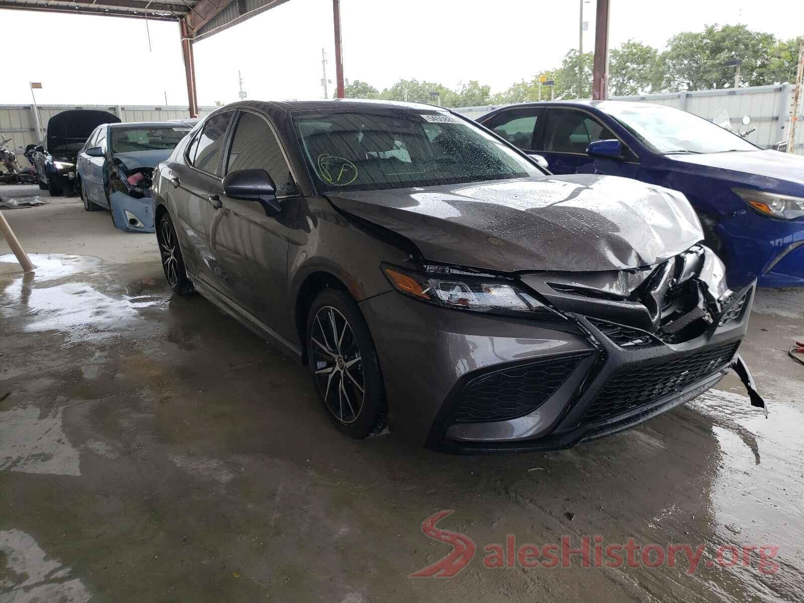 4T1G11AKXMU463159 2021 TOYOTA CAMRY