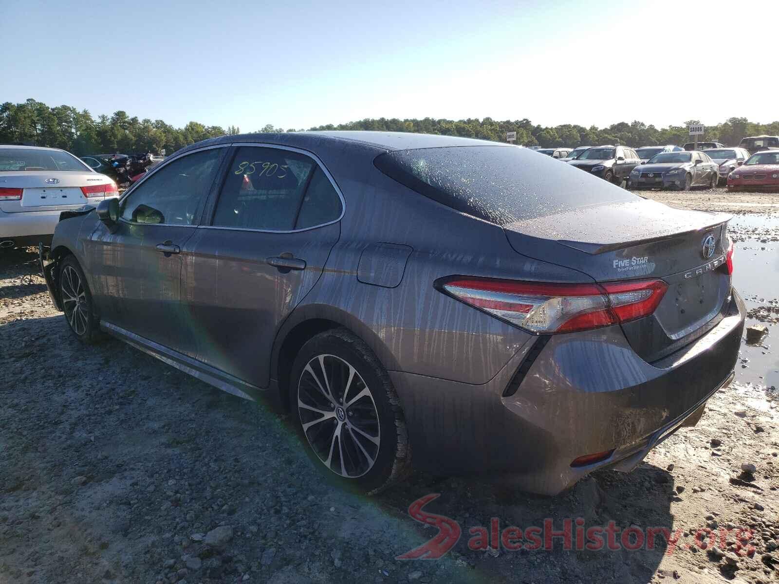 4T1B11HK3JU614760 2018 TOYOTA CAMRY