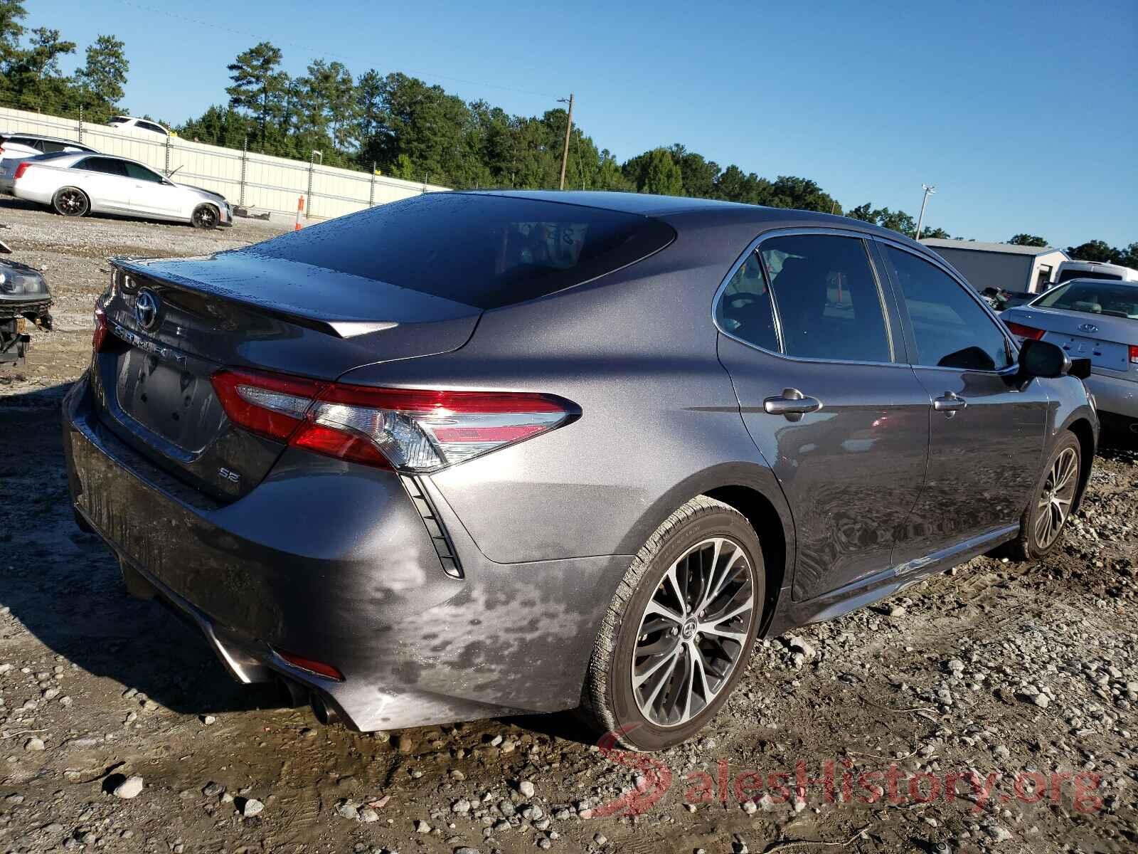 4T1B11HK3JU614760 2018 TOYOTA CAMRY