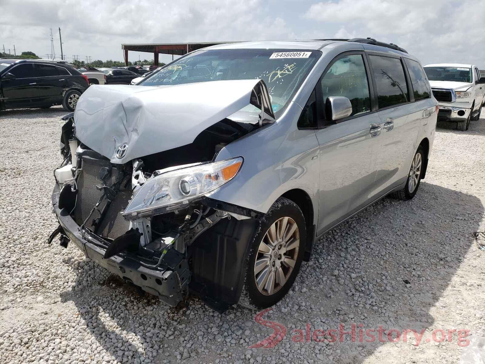 5TDDZ3DCXHS147576 2017 TOYOTA SIENNA