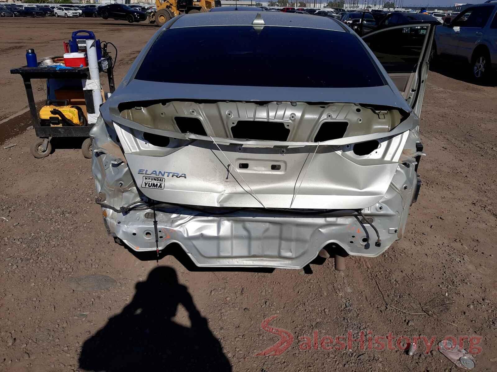 5NPD84LF8JH373082 2018 HYUNDAI ELANTRA