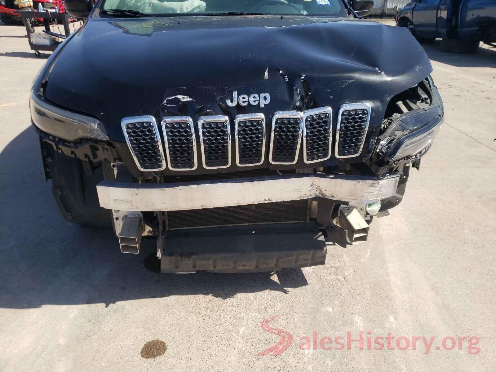 1C4PJLCB0KD149692 2019 JEEP CHEROKEE