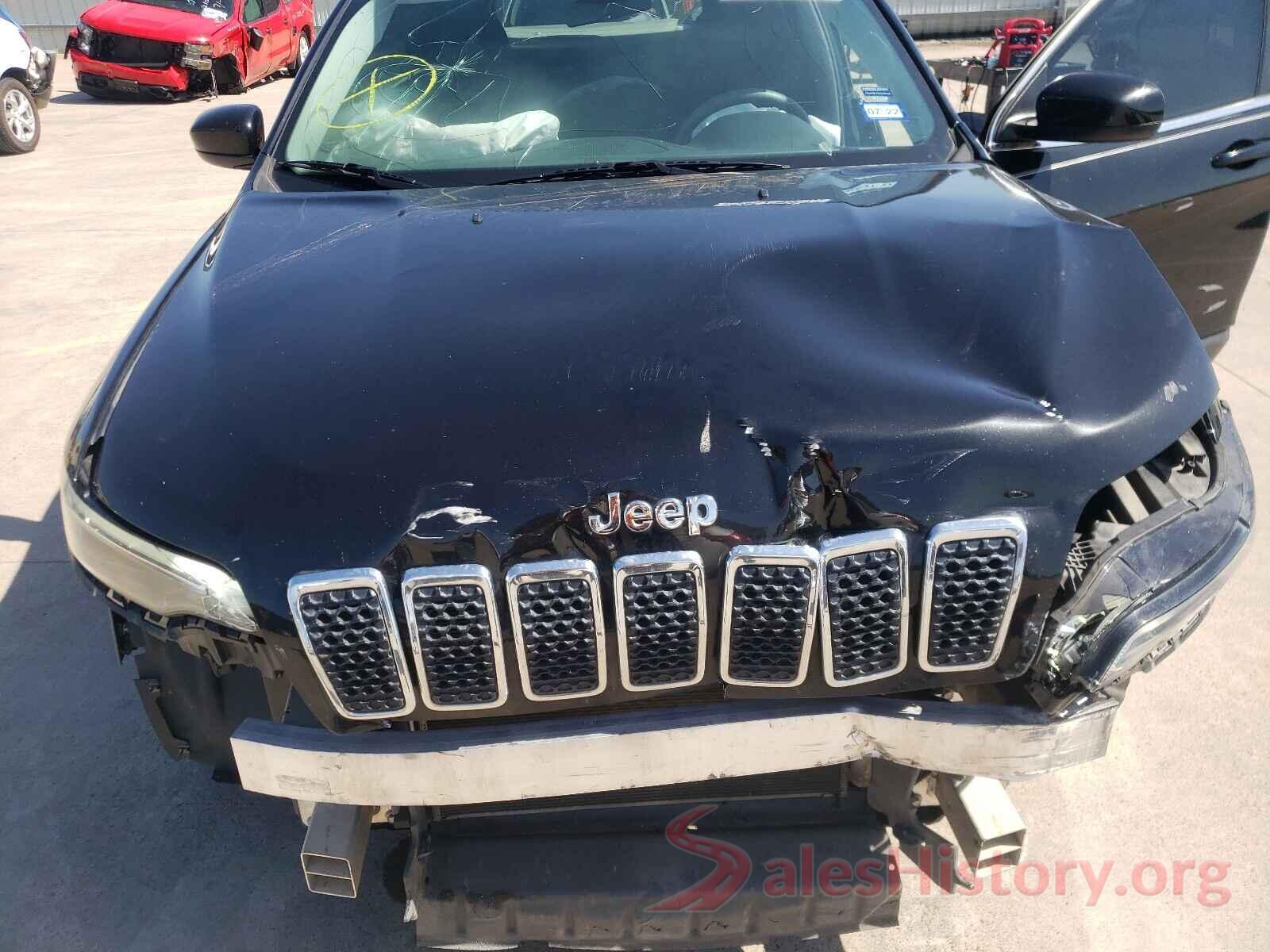 1C4PJLCB0KD149692 2019 JEEP CHEROKEE