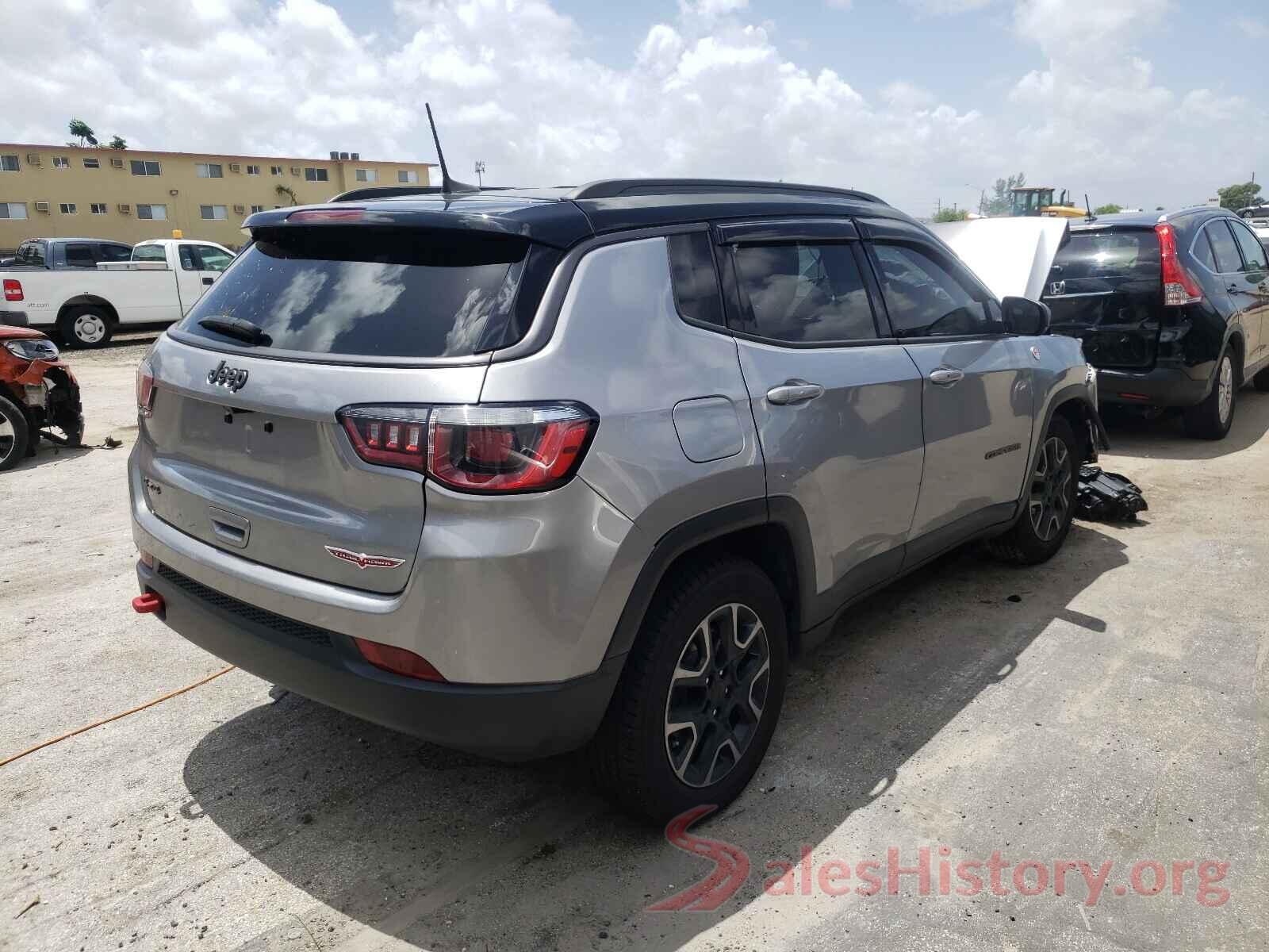 3C4NJDDB8JT501745 2018 JEEP COMPASS