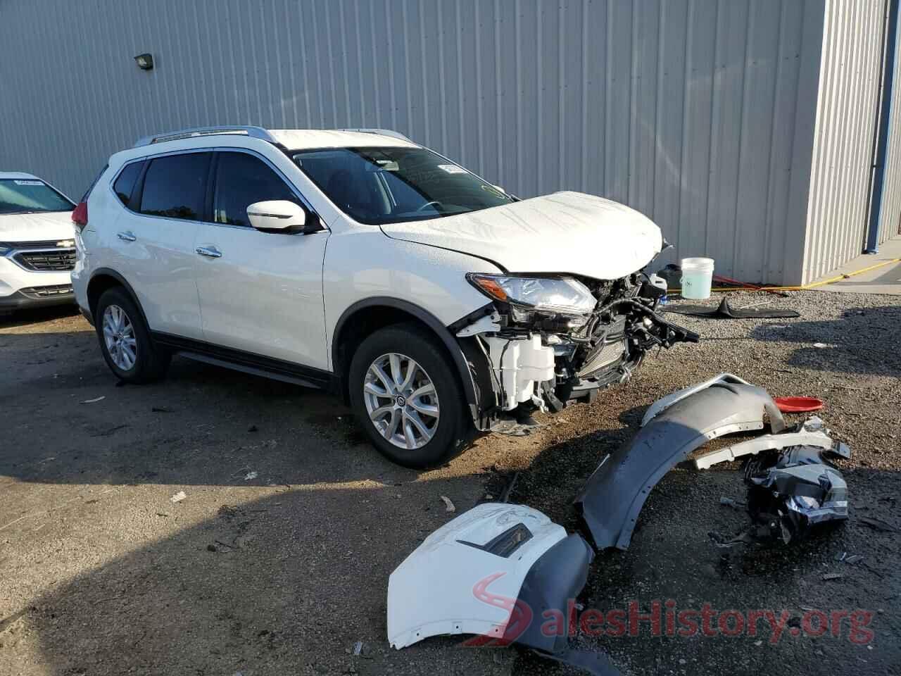 JN8AT2MV4JW352840 2018 NISSAN ROGUE