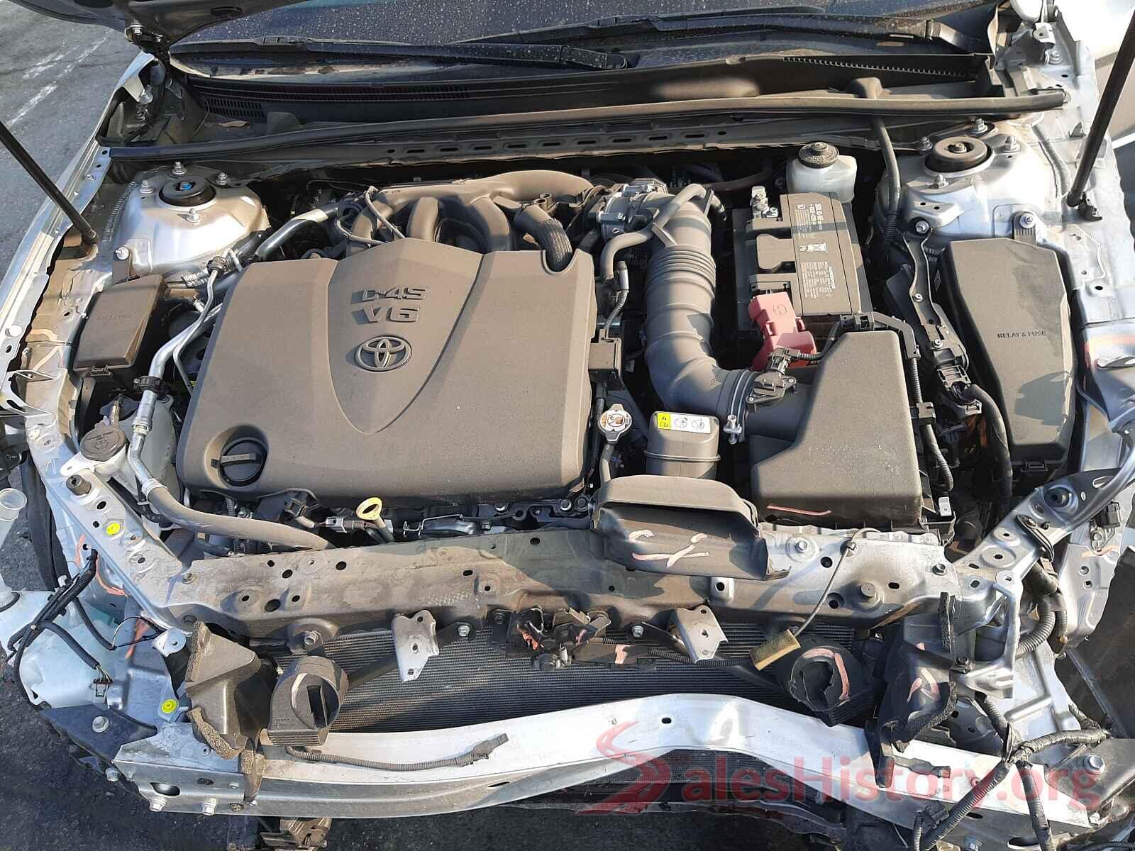 4T1BZ1HK2JU021335 2018 TOYOTA CAMRY