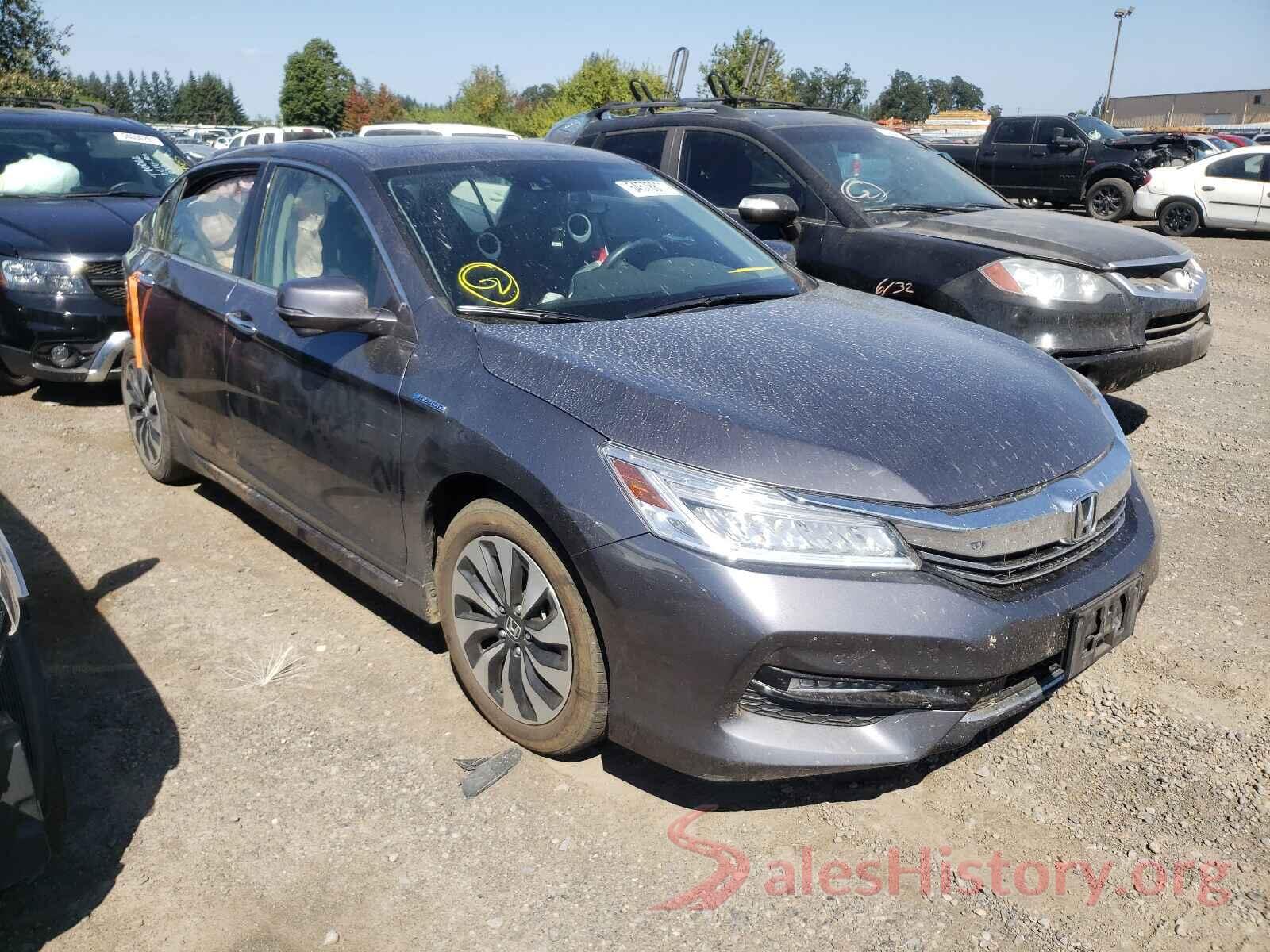 JHMCR6F7XHC023403 2017 HONDA ACCORD