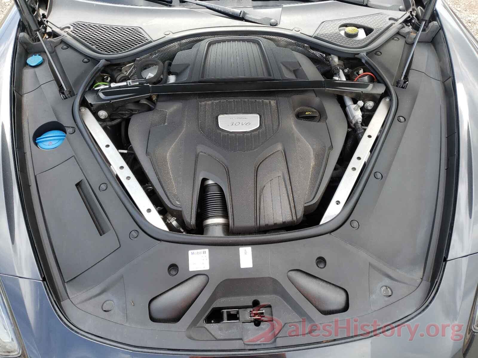 WP0AA2A7XJL107923 2018 PORSCHE PANAMERA