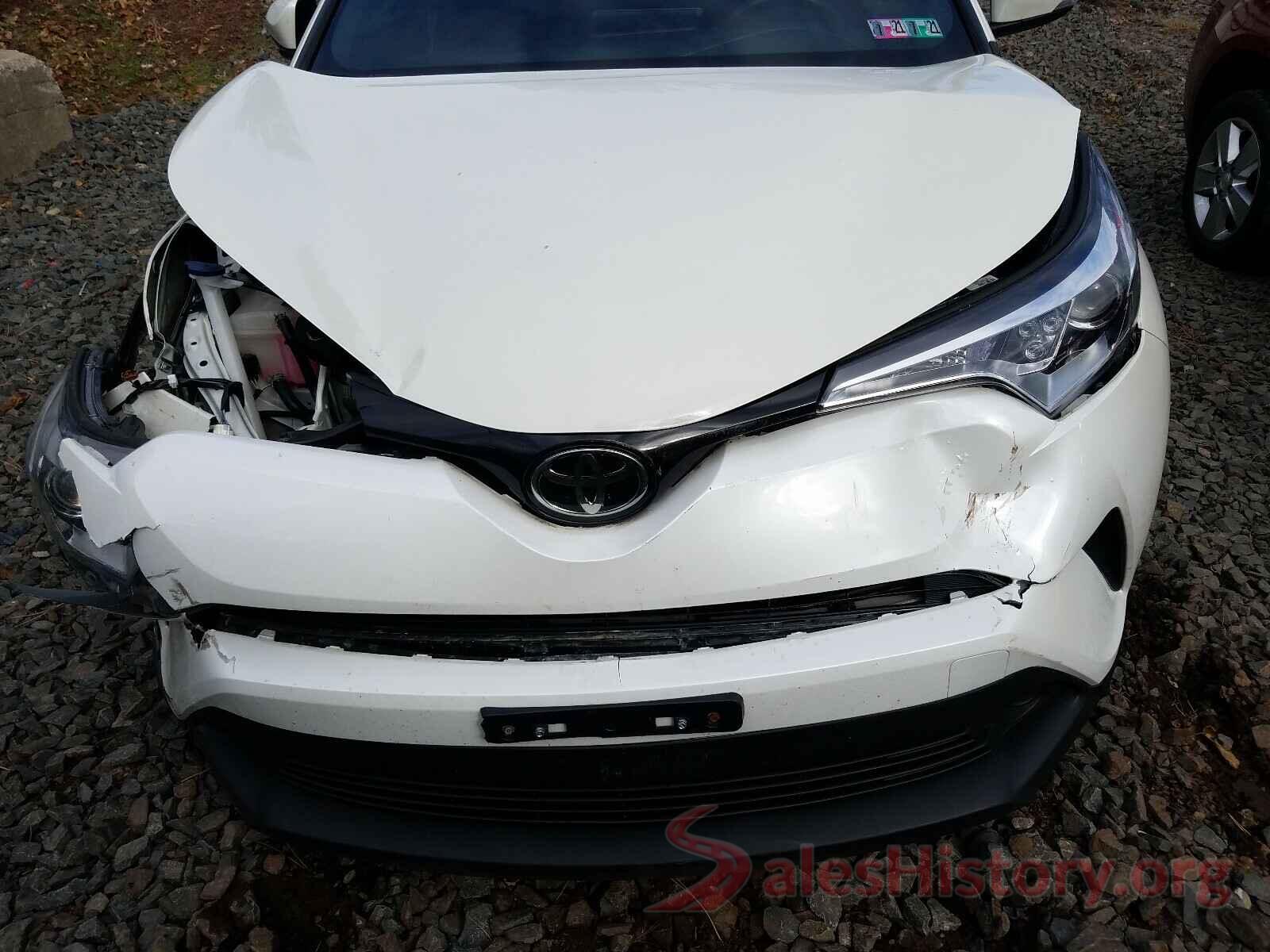 NMTKHMBX2JR011260 2018 TOYOTA C-HR