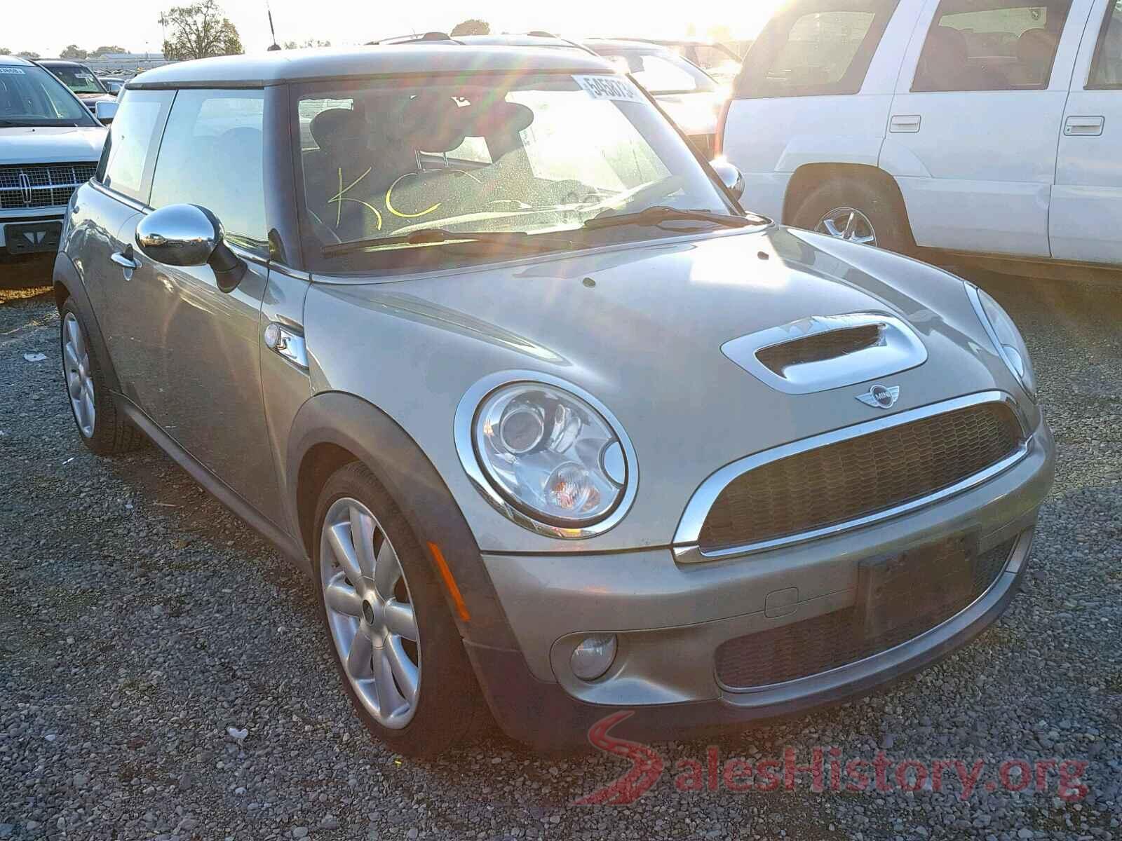 WMWMF73589TW86605 2009 MINI COOPER