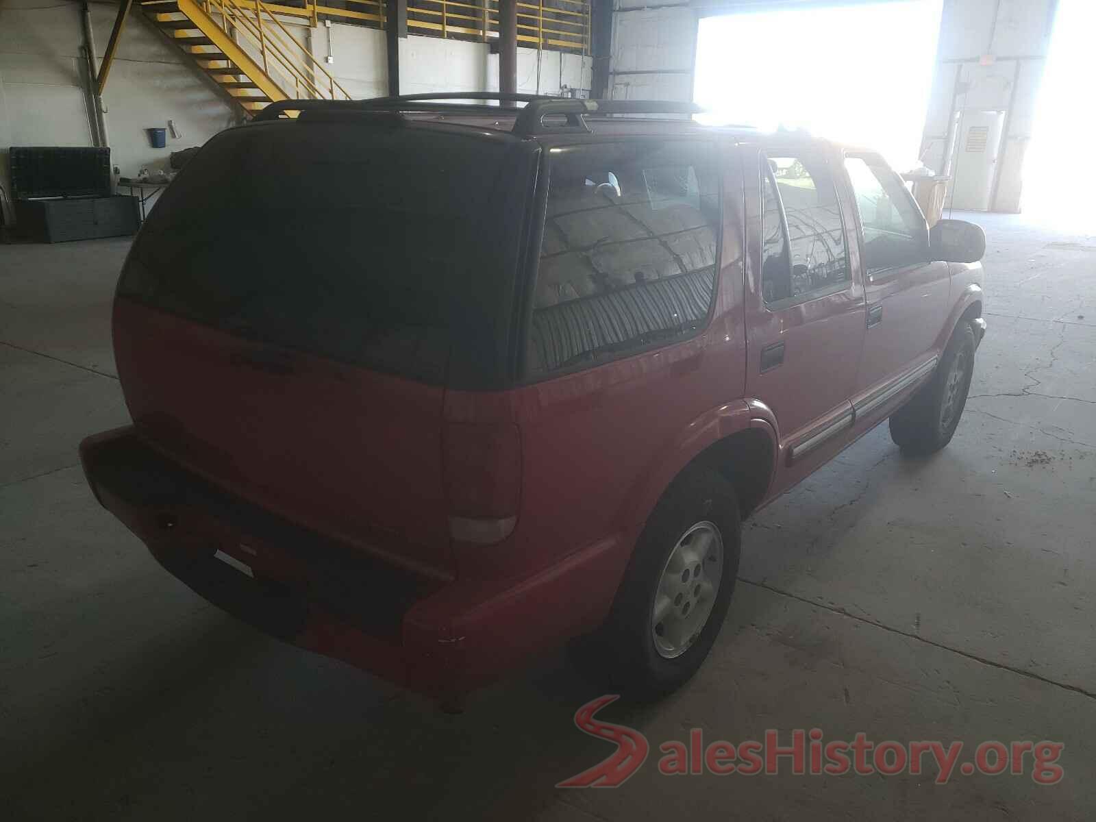 1GNDT13W51K220102 2001 CHEVROLET BLAZER