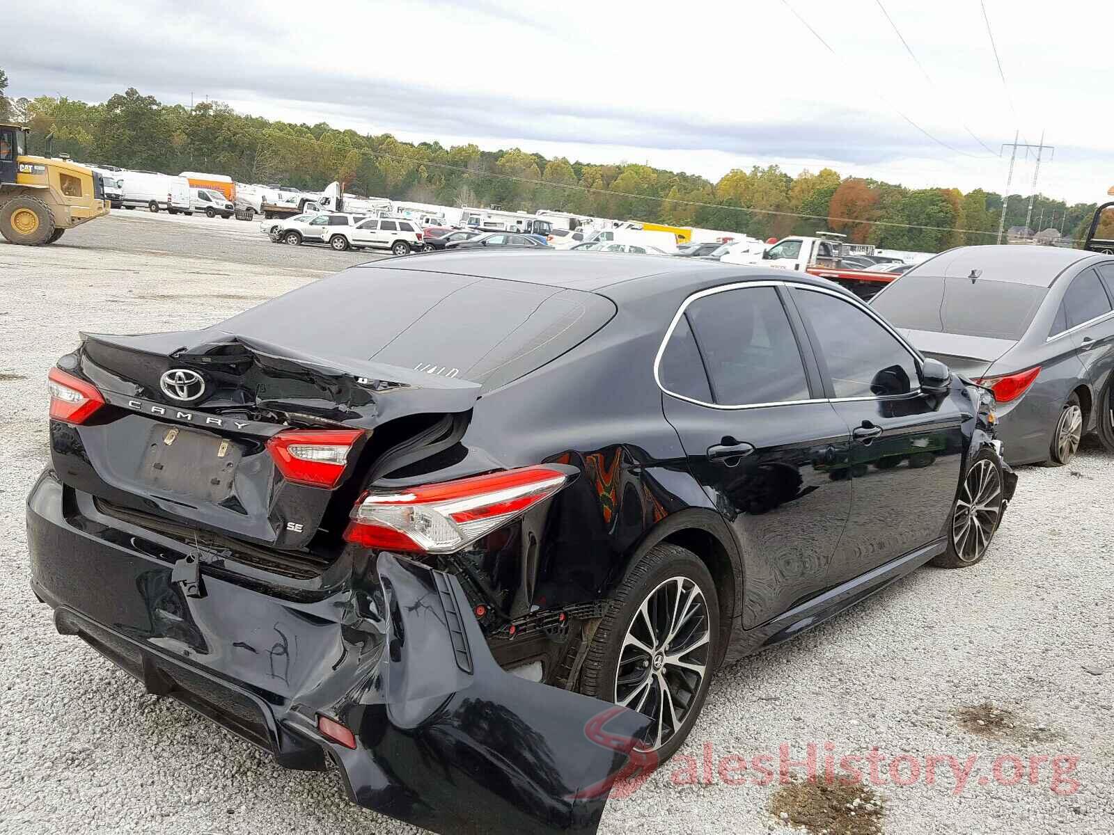 4T1B11HK4JU541155 2018 TOYOTA CAMRY