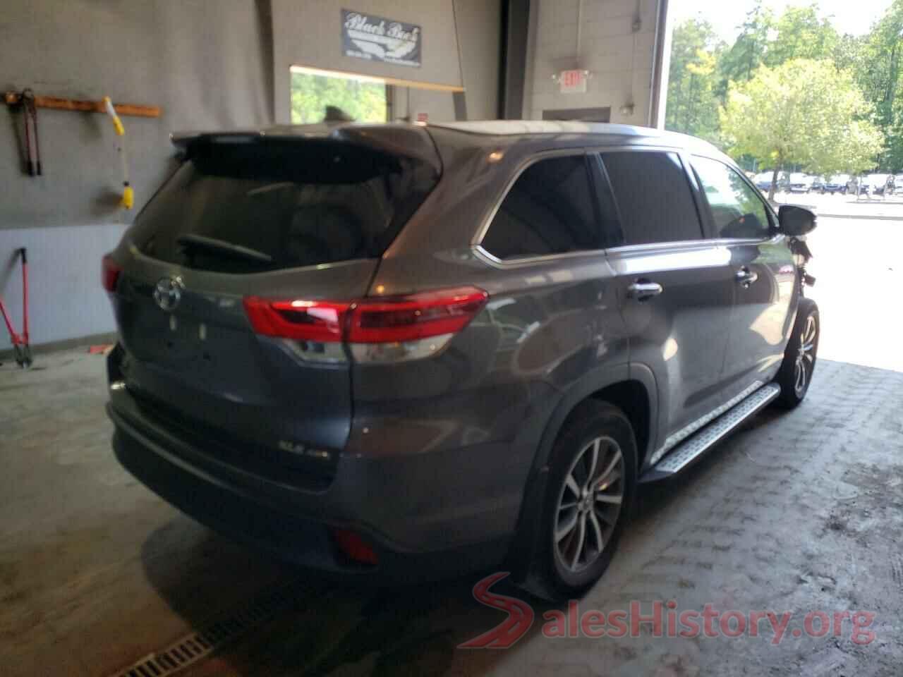 5TDJZRFH9HS364034 2017 TOYOTA HIGHLANDER