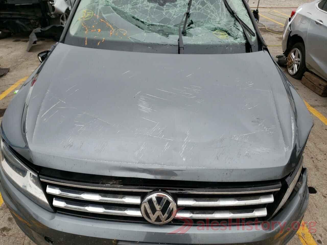 3VV2B7AXXLM042041 2020 VOLKSWAGEN TIGUAN