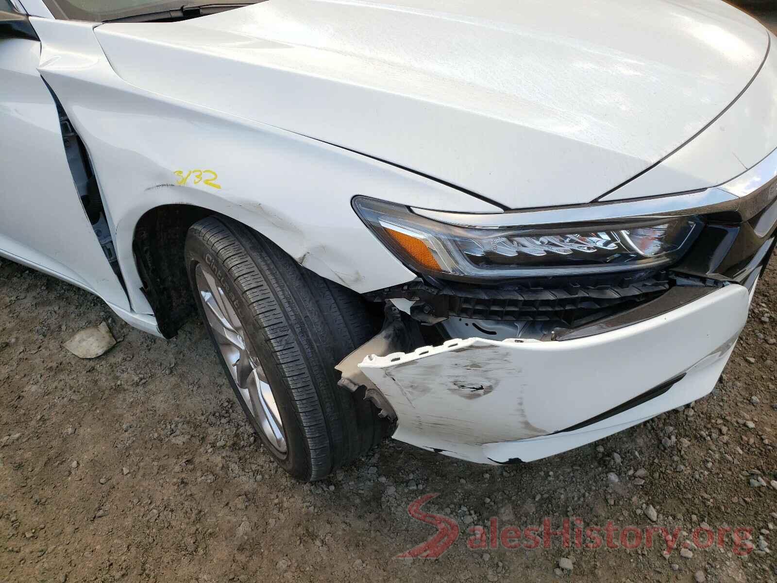 1HGCV1F11JA224928 2018 HONDA ACCORD