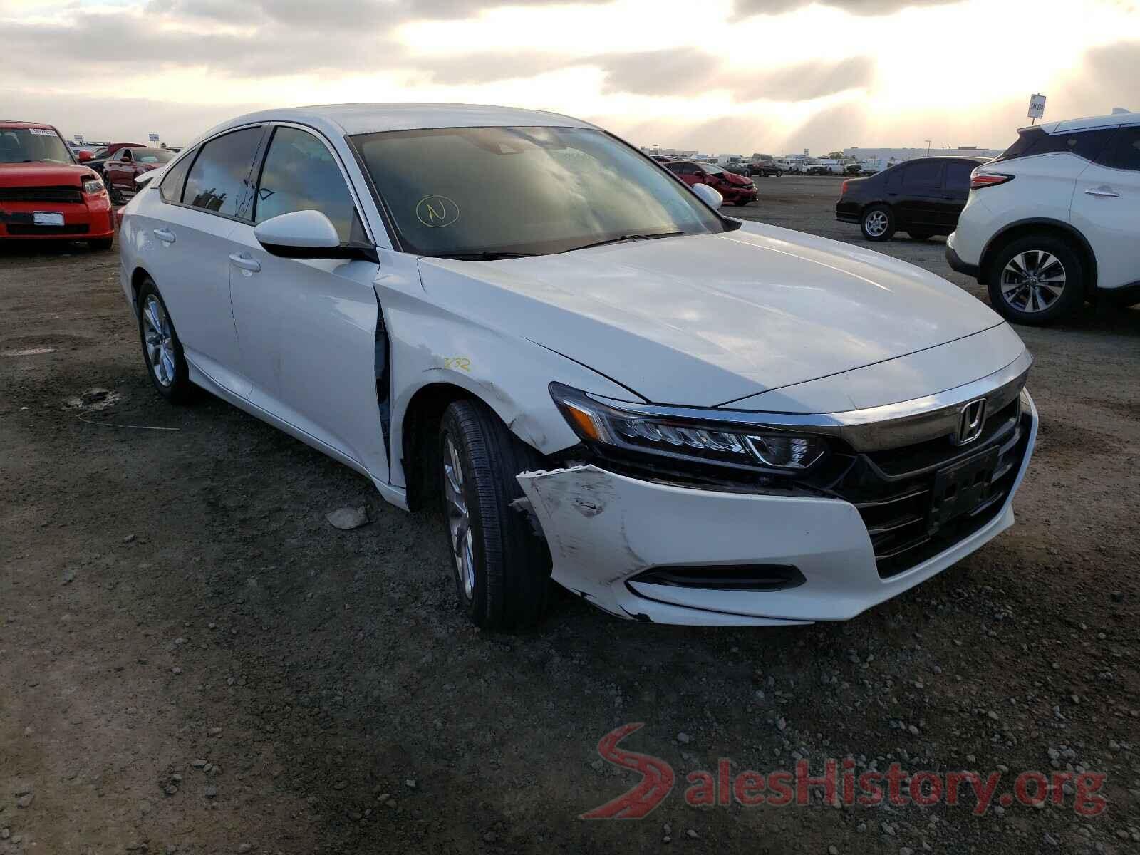 1HGCV1F11JA224928 2018 HONDA ACCORD