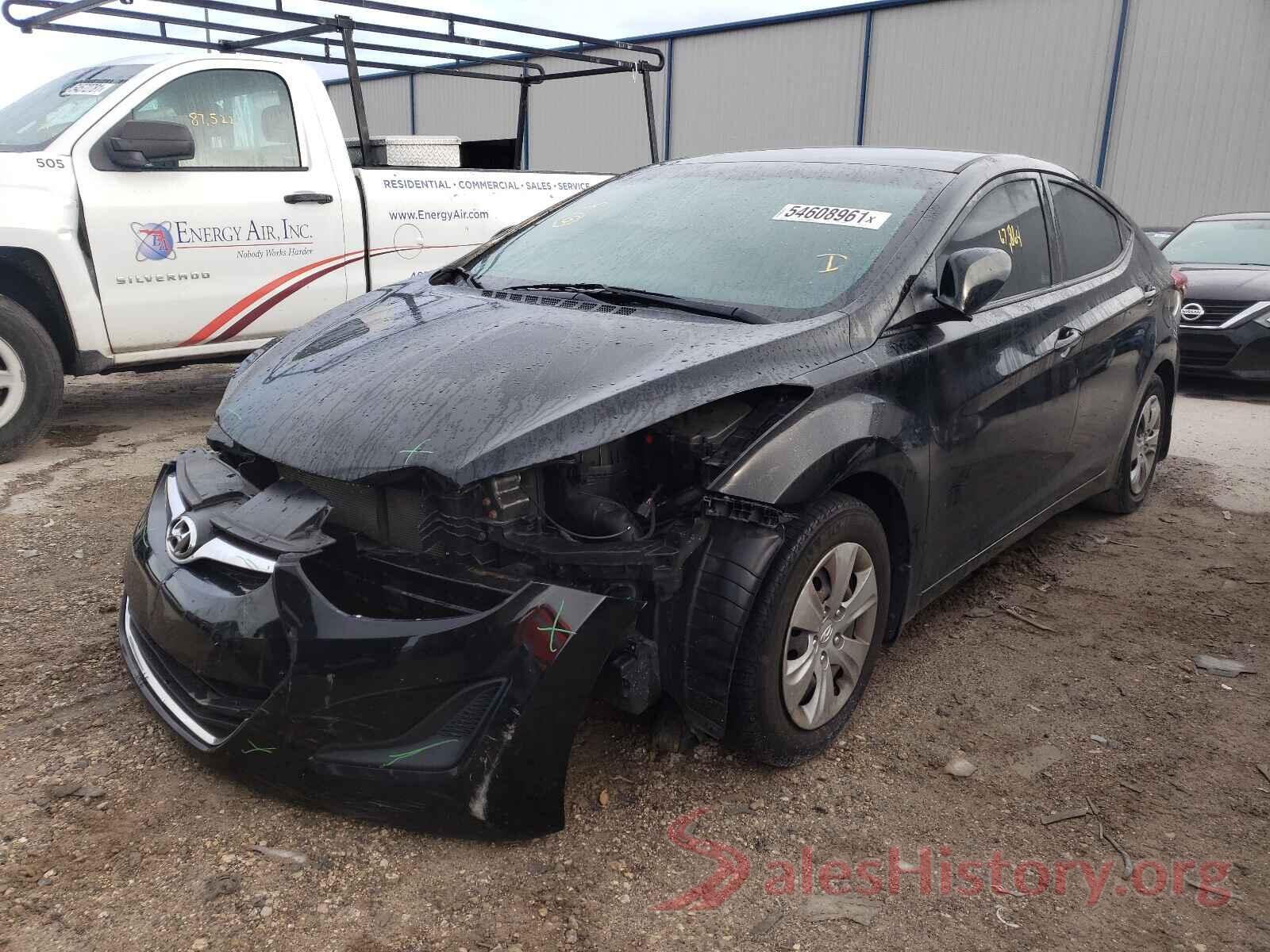 5NPDH4AE8GH797302 2016 HYUNDAI ELANTRA