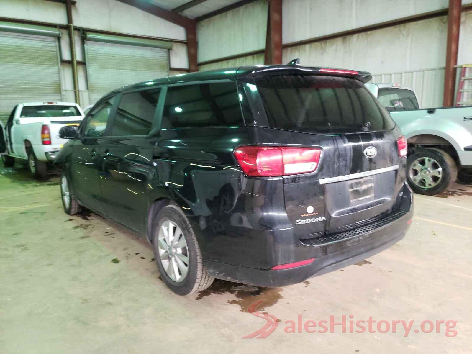 KNDMB5C1XH6243837 2017 KIA SEDONA