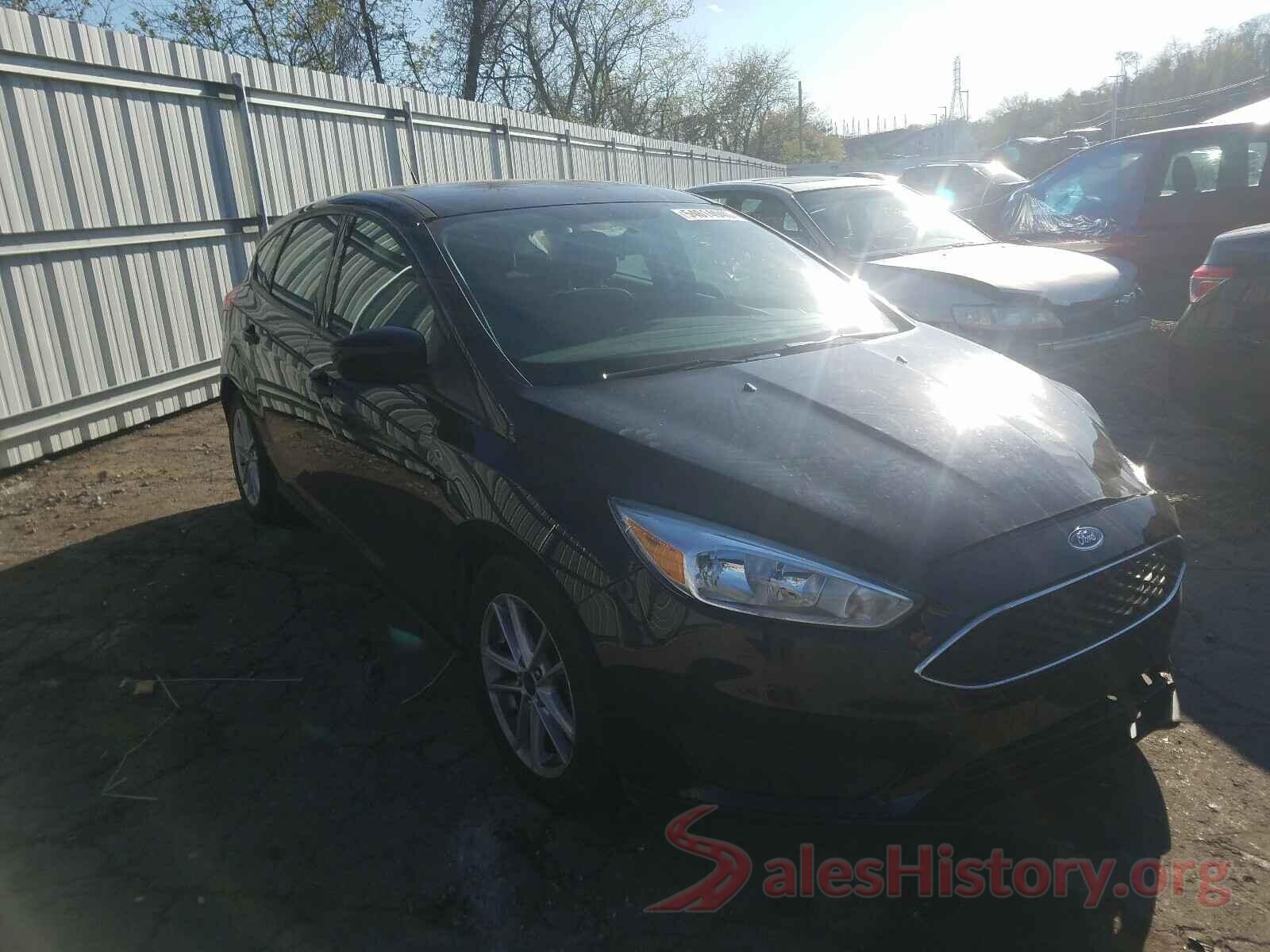 1FADP3K26JL300094 2018 FORD FOCUS