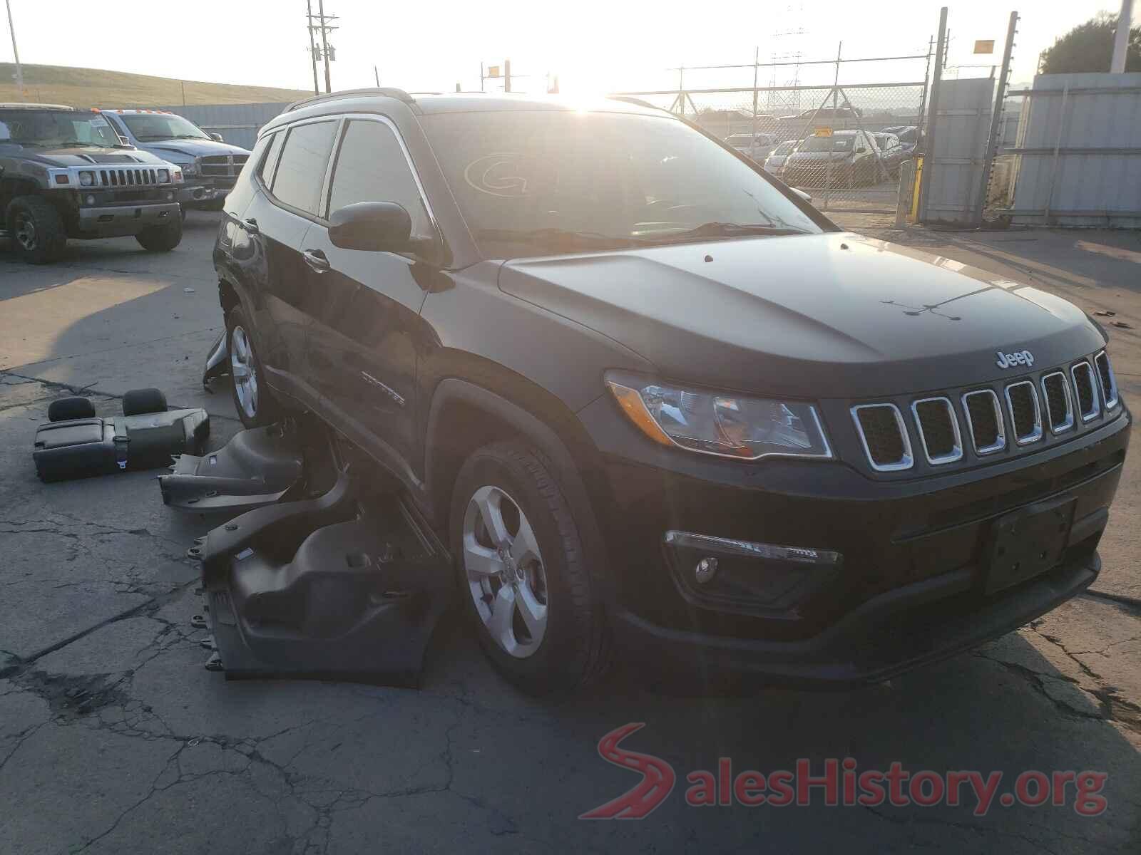 3C4NJDBB4JT114998 2018 JEEP COMPASS