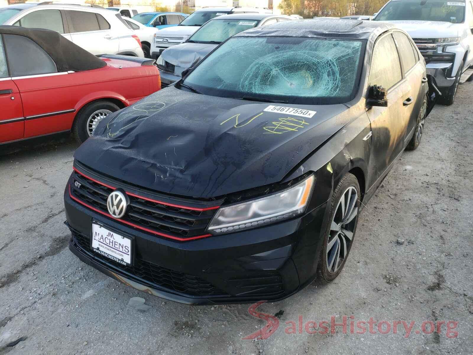 1VWJM7A35JC051873 2018 VOLKSWAGEN PASSAT