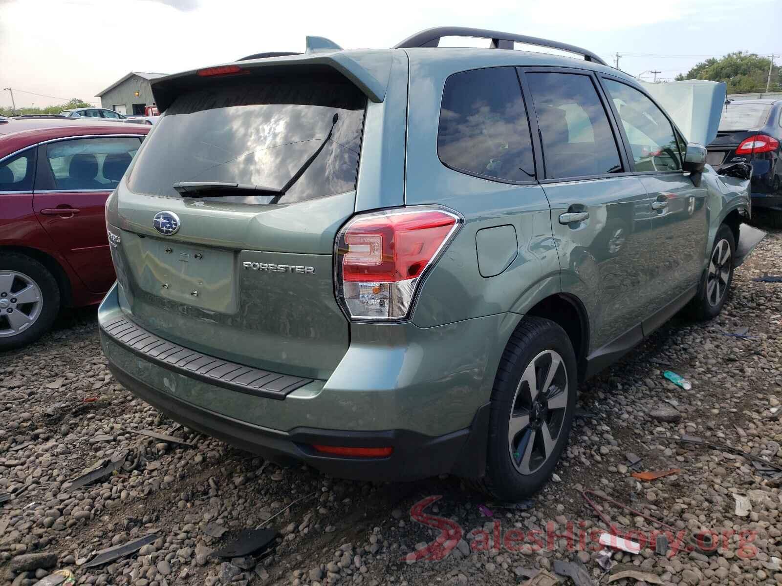 JF2SJAEC7JH556213 2018 SUBARU FORESTER