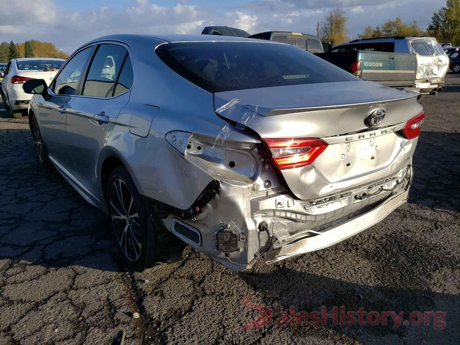 JTNB11HK0J3036090 2018 TOYOTA CAMRY