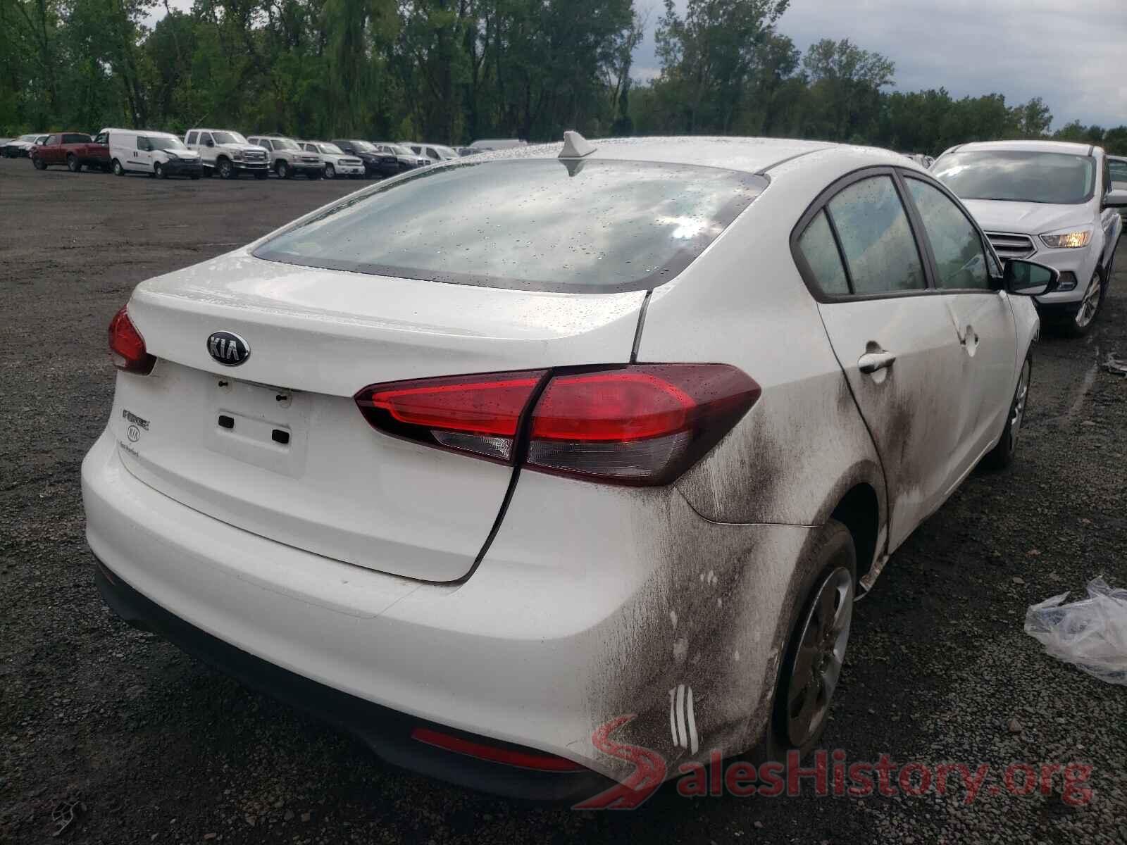 3KPFK4A79JE231303 2018 KIA FORTE