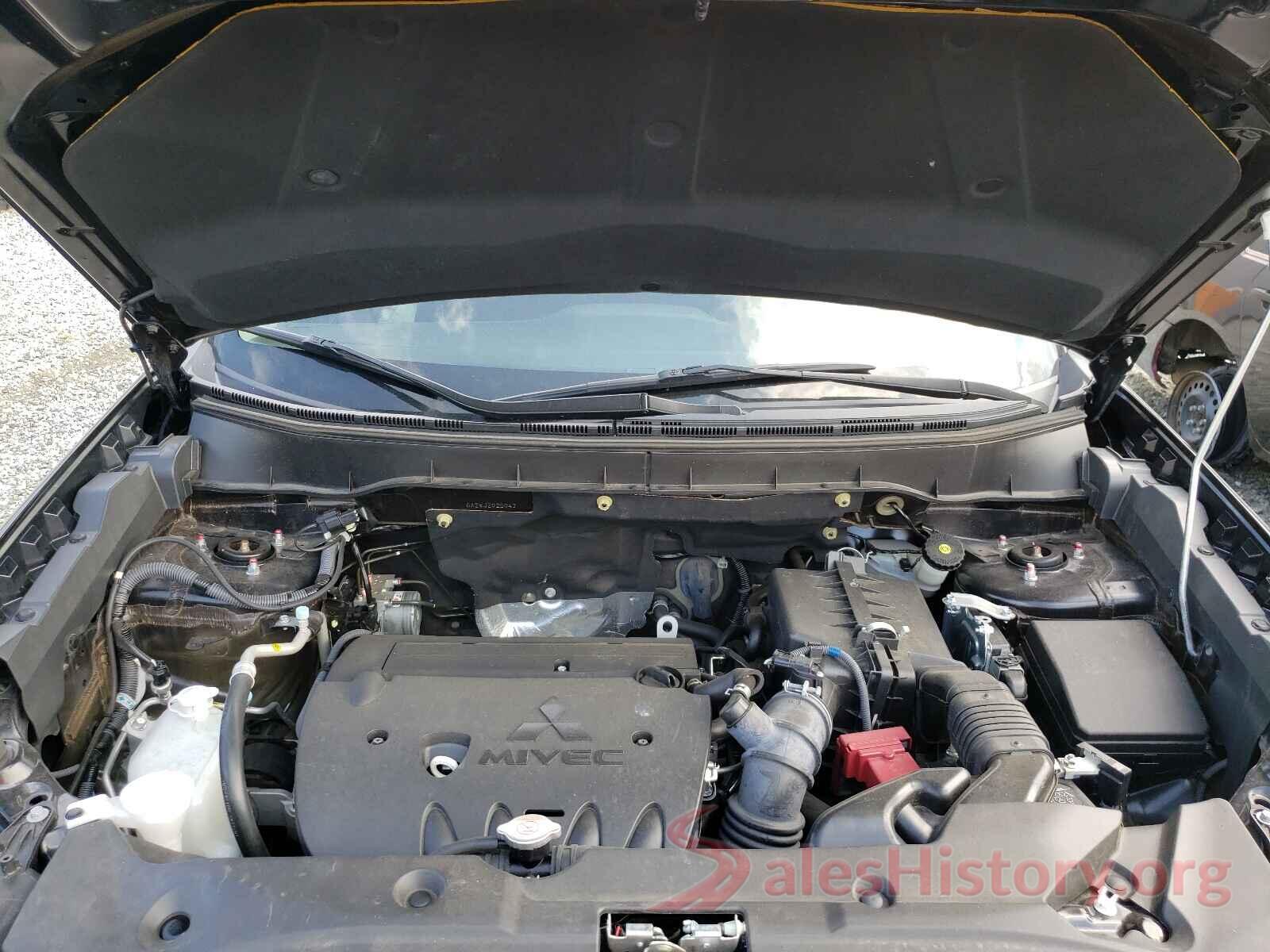 JA4AP3AU3JZ025047 2018 MITSUBISHI OUTLANDER