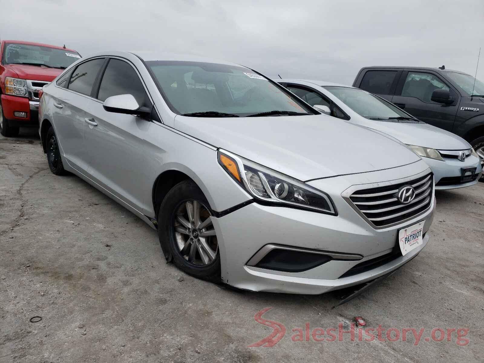 5NPE24AF8GH261027 2016 HYUNDAI SONATA