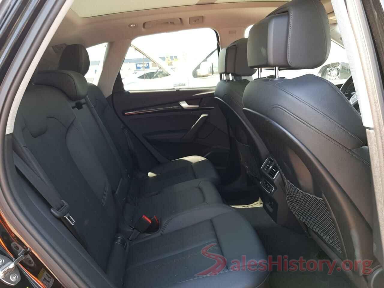 WA1CNAFY5J2242199 2018 AUDI Q5