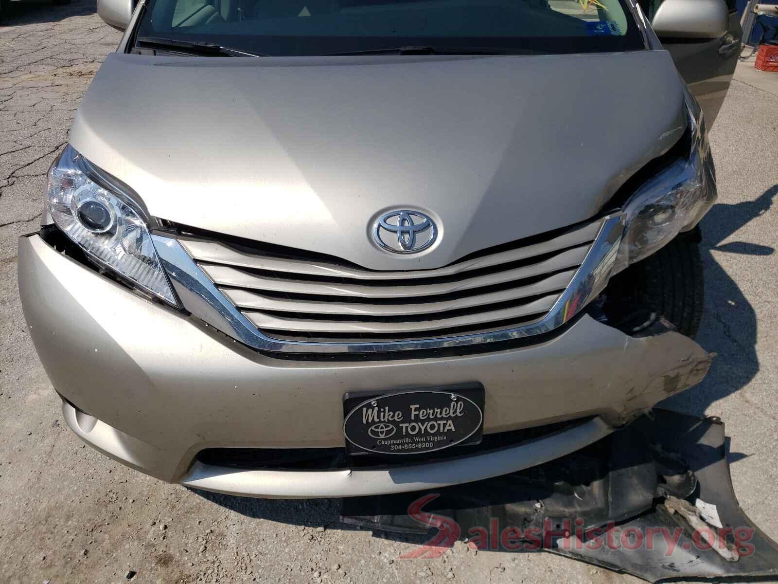 5TDJZ3DC2HS176041 2017 TOYOTA SIENNA